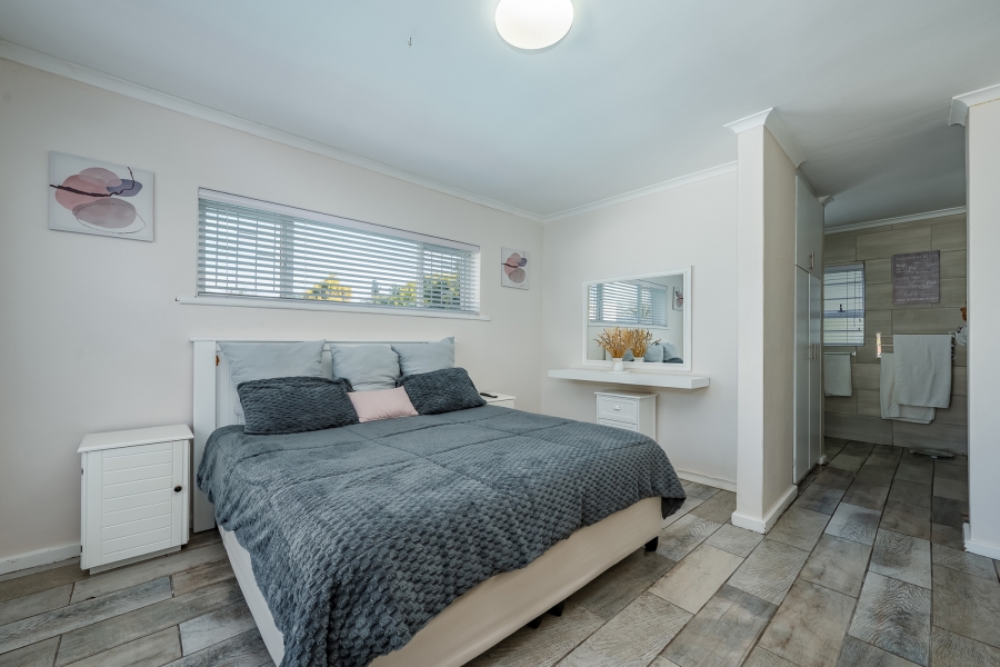 4 Bedroom Property for Sale in Briza Western Cape